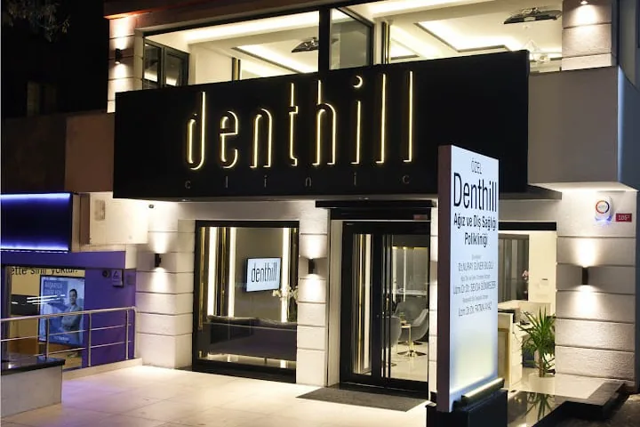 Anlaşmalı diş kliniğinin girişi